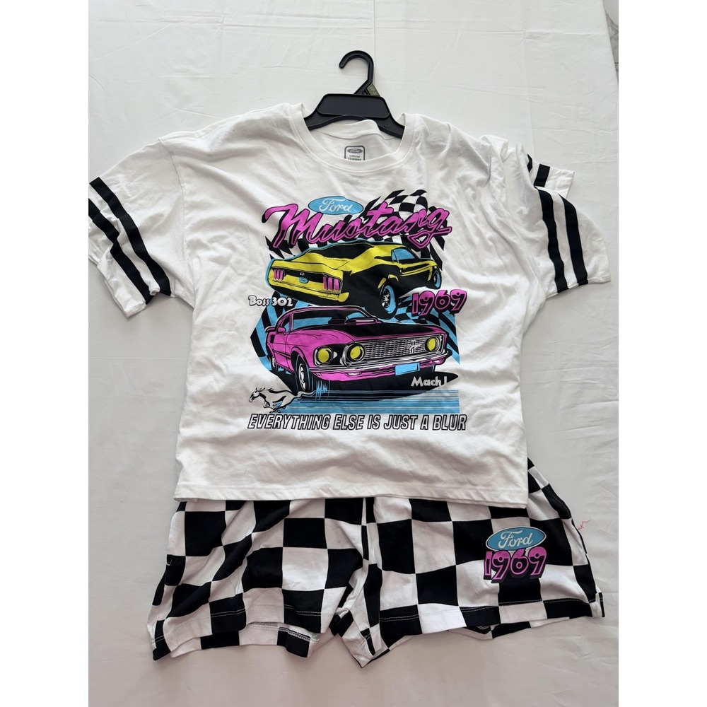 Hybrid Apparel Pajama Set Womens XL White Ford Mustang 1969 Checkered Shorts